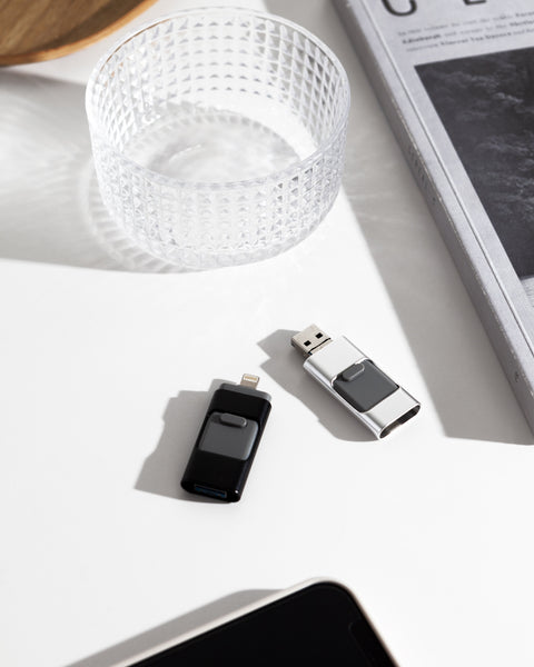 The Sugar & Cotton™ Stick - iPhone & Android Flash Drive