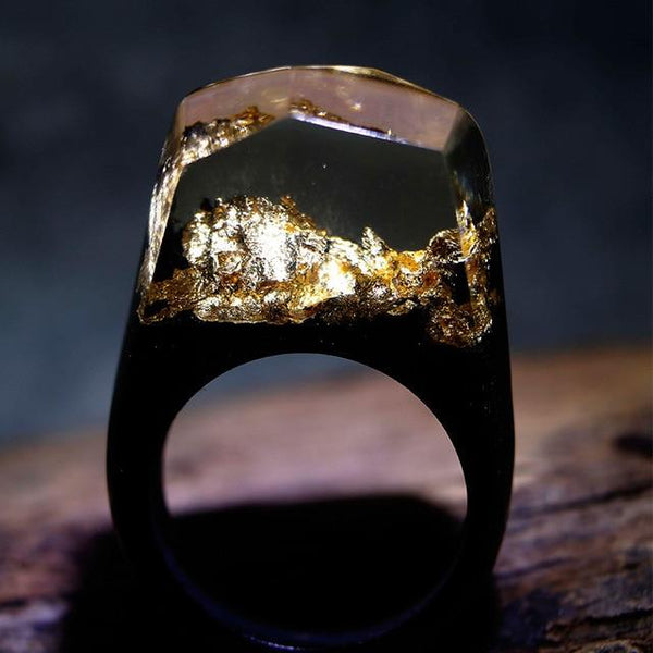 Quanta - Golden Stalagmite Resin Ring