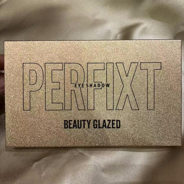 Perfixt - The 18 Color Eyeshadow Palette